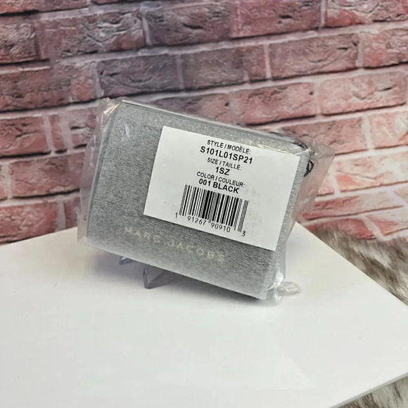 Marc Jacobs Wallet Bi-Fold Wallet S101L01SP21 Black - Picture 12 of 12